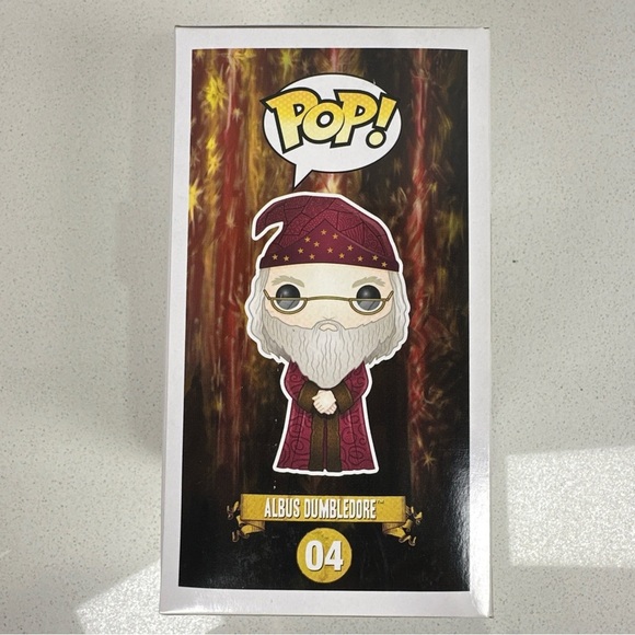 Funko Pop! Harry Potter Albus Dumbledore #04 Vinyl Figure - Picture 2 of 7